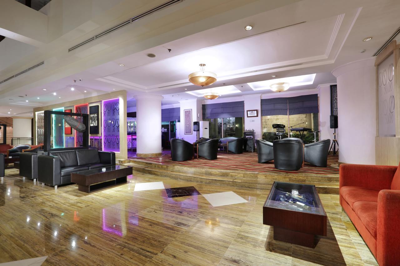 Grand Candi Hotel Σεμαράνγκ Εξωτερικό φωτογραφία